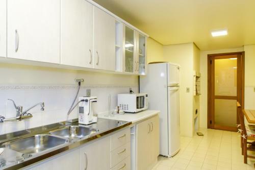 Apartamento Amplo E Decorado Na Avenida Das Hort�nsias