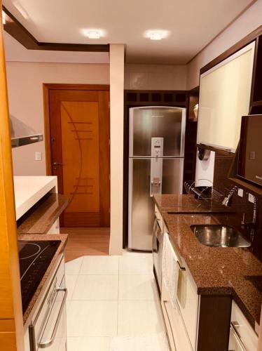 Lindo Apartamento Pr�ximo � Rua Coberta!