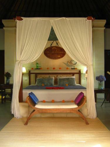 Villa Shantitara Bungalows