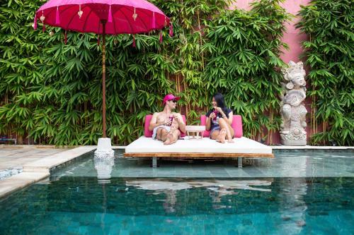 Bed & Breakfast Pinkprivate Sanur - Cool Adults Only