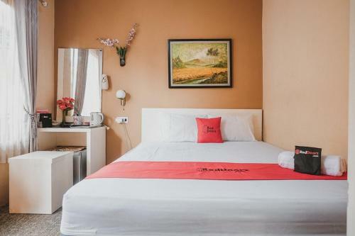 Hostal Reddoorz Near Plaza Ambarukmo