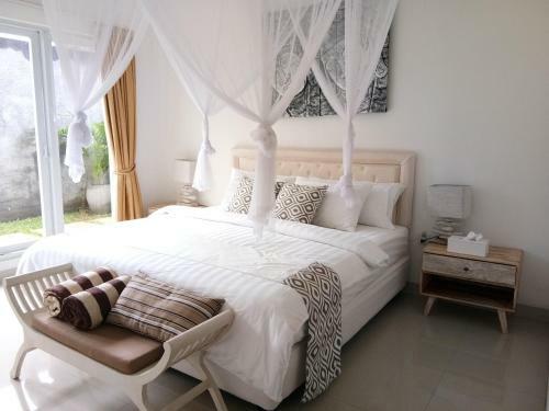 Lodge Villa Putih Berawa