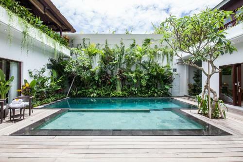 Villa Frangipani Putih