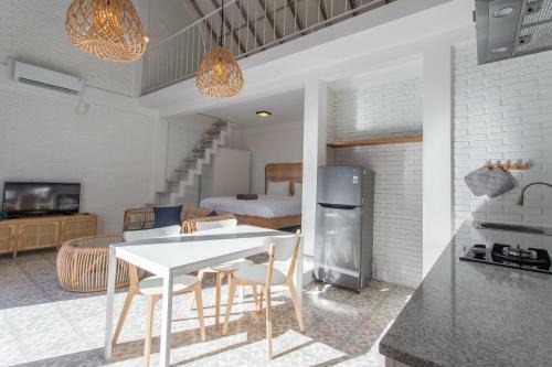 White Studio, Villa With Private Pool Canggu