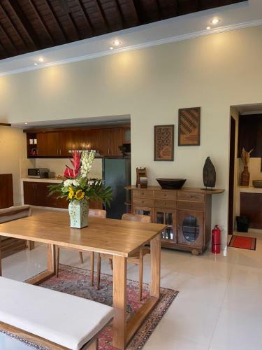 Villa Ayumi Berawa