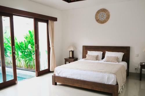 Villa Angel 2 - Canggu Shortcut, Staff Included
