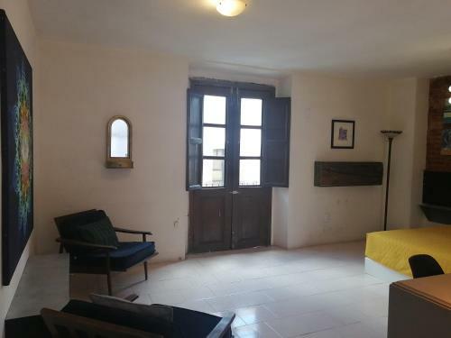 Hostal Hotel Tres Piedras