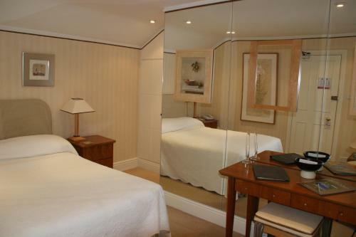 Posada Bridge Hotel