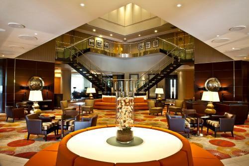 Hotel Crowne Plaza Resort Colchester Five Lakes