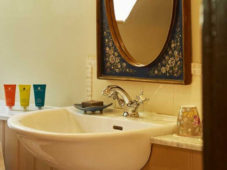 Ockenden Manor Hotel & Spa
