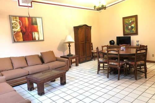 Perfect House In Zihuatanejo Steps From The Beach
