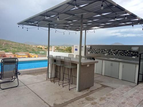 New Home W Private Pool Alberca