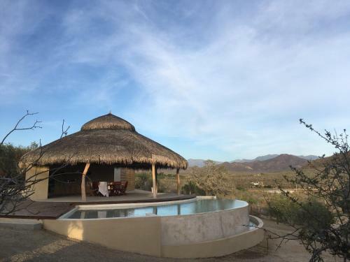 Hotel Caba�as 33 1/3 Room C