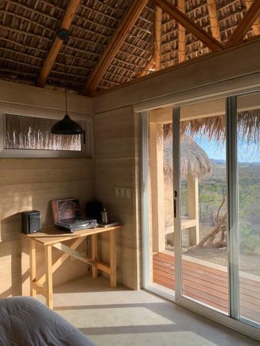 Hotel Caba�as 33 1/3 Room C