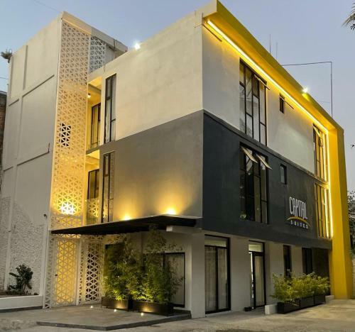 Hotel Capital Suites
