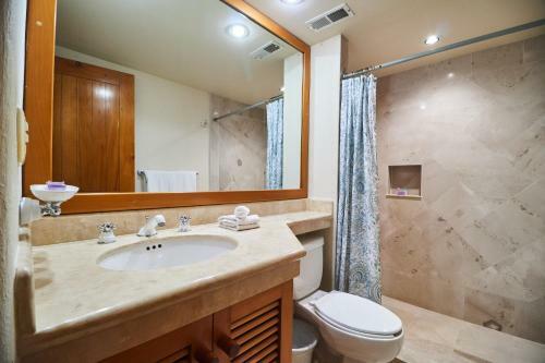 Apartamento 2-unit Deal In Beachfront Complex Charming Private Terrace Wonderful Pool View For Large Groups