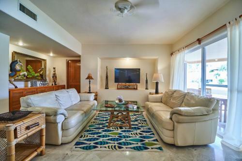 Apartamento 2-unit Deal In Beachfront Complex Charming Private Terrace Wonderful Pool View For Large Groups