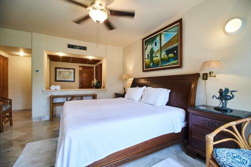 Apartamento 2-unit Deal In Beachfront Complex Charming Private Terrace Wonderful Pool View For Large Groups