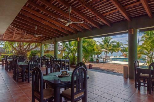 Hotel The Resort At Majahua Palms