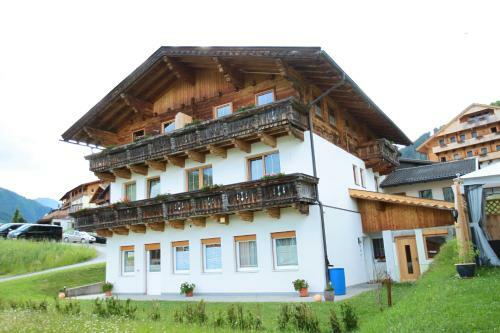 Apartments Scherer