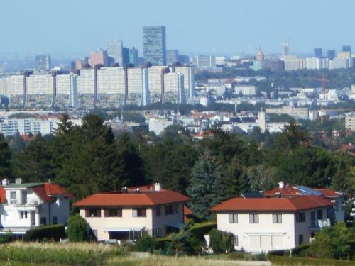 Top Over Vienna, Perchtoldsdorf Weinberge Ideal With Car