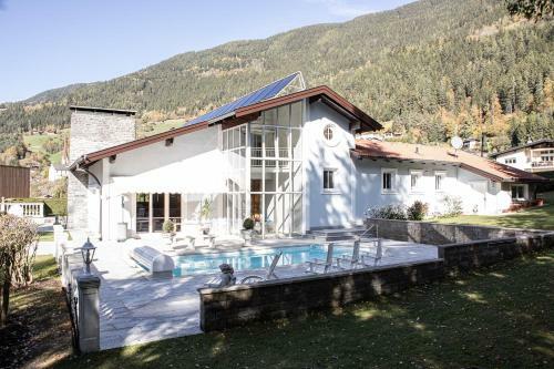Villa 10