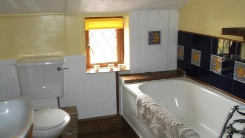 Holly Tree Cottage Bed And Breakfast