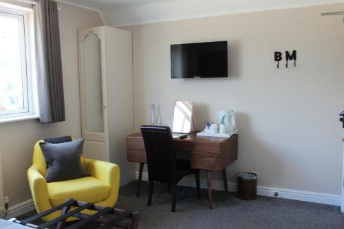 Badgers Mount Hotel