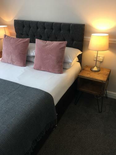 Badgers Mount Hotel