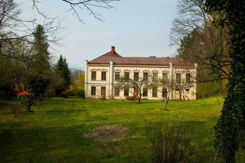 Apartamento Sisi-schloss Rudolfsvilla - Sechser - 24 G�ste