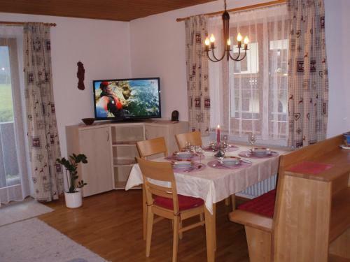 Apartamento Ferienwohnungen - Haus Zierl