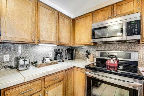 Claimjumper Condo Unit 23