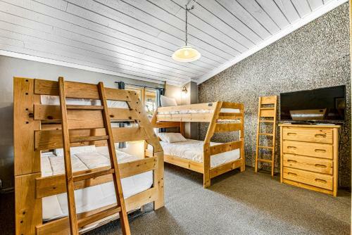 Claimjumper Condo Unit 23