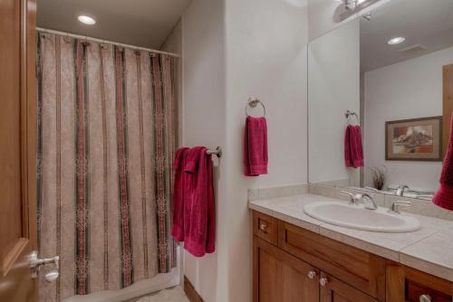 Highland Greens Getaway