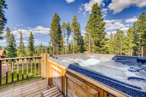 Morning View Lodge Home Spacious Hot Tub And Views