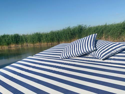 Seeh�tte Neusiedlersee - Urlaub Am Wasser