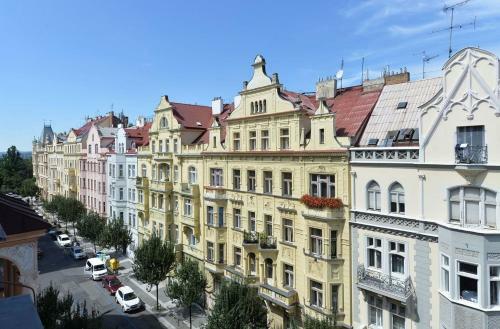 Modern Apartment Riegrovy Sady