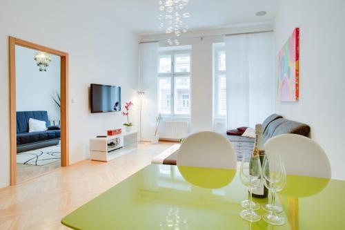 Luxury Apartment With Two Bedrooms