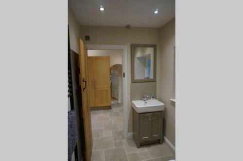 Apartamento Field View - In A Beautiful Cotswold Farmhouse