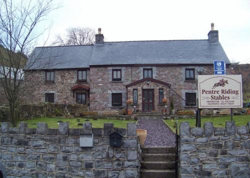 Hostal Pentre Riding Stables