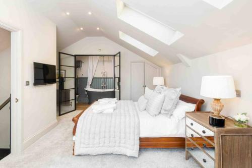 Exceptional, Boutique Retreat Bath Road Cheltenham