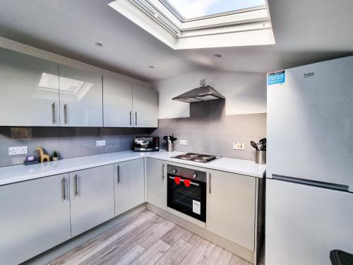 Apartamento Newly Refurbished Flat In Central Cheltenham +private Patio