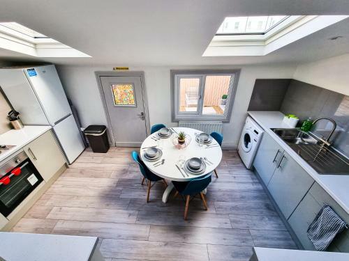 Apartamento Newly Refurbished Flat In Central Cheltenham +private Patio
