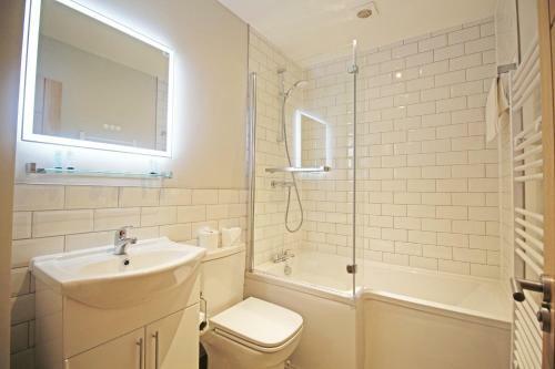 Hunters Walk - Luxury Central Chester Apartment - Free Parking
