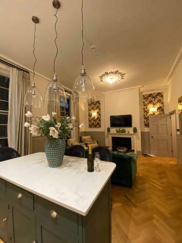 Apartamento Ch1 Boutique Stays - Roman Bath Suite
