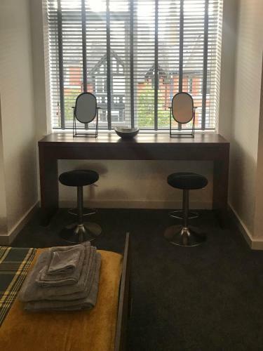 Luxury 1 Bed Apartment In City Centre With Parking