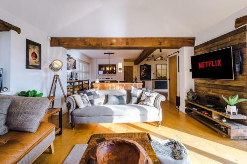 The Coach House