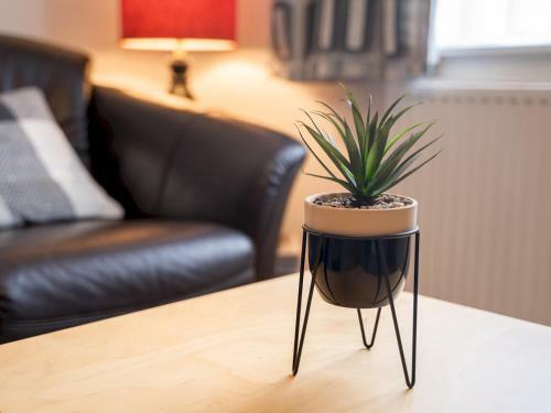 Pass The Keys New 1 Bed Apartment With Parking - Hoole