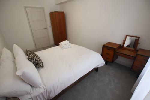 Apartamento Pretty 2bd Flat + Private Patio Near The Beach