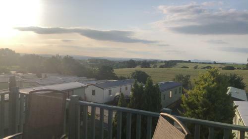 Ribble Valley Escape, 2 Bed Static Caravan With Views That Take Your Breath Away!